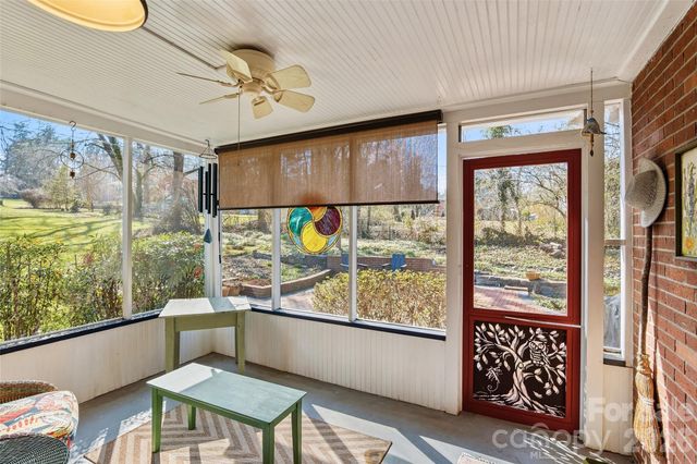 3123 Cheryl Drive, Hendersonville, NC 28792