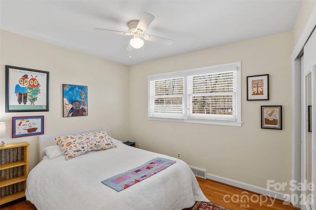 3123 Cheryl Drive, Hendersonville, NC 28792