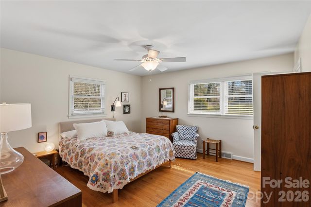 3123 Cheryl Drive, Hendersonville, NC 28792