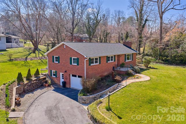 3123 Cheryl Drive, Hendersonville, NC 28792