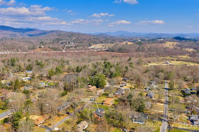 3123 Cheryl Drive, Hendersonville, NC 28792