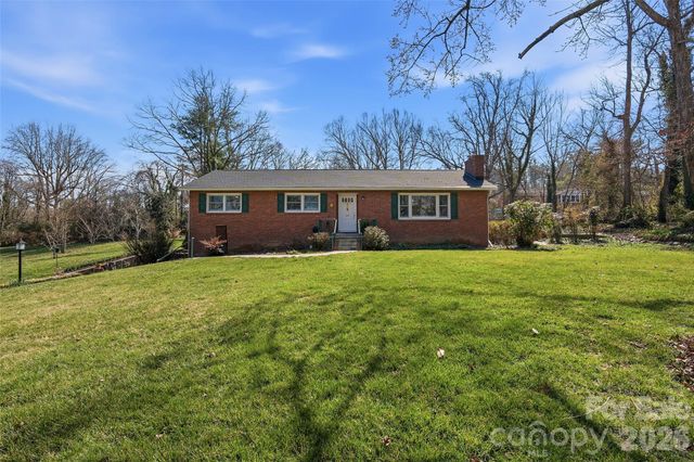 3123 Cheryl Drive, Hendersonville, NC 28792