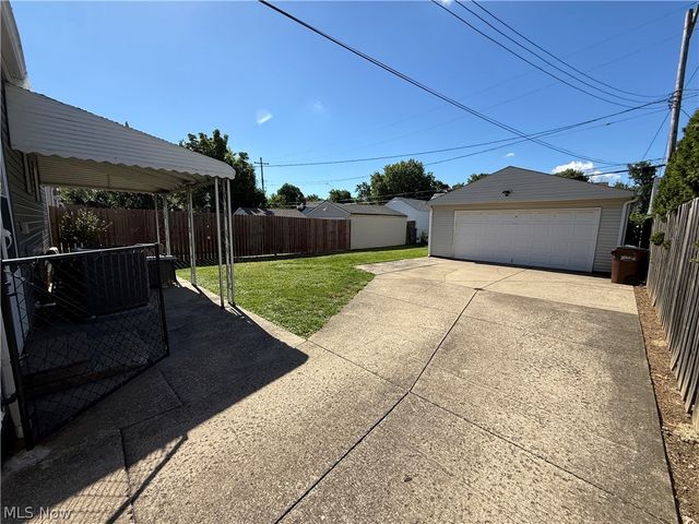 8119 Liberty Avenue, Parma, OH 44129