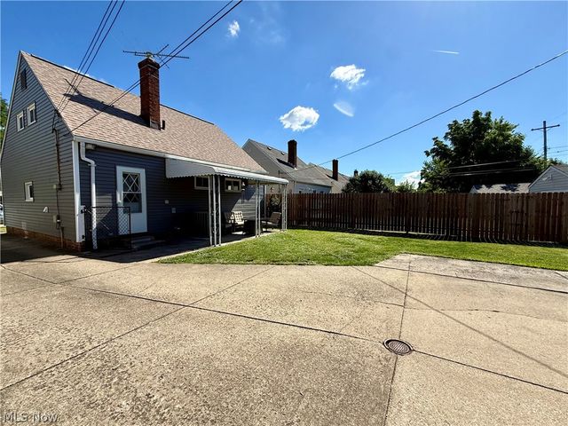 8119 Liberty Avenue, Parma, OH 44129