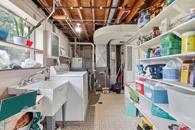 574 W Millers Road, Des Plaines, IL 60016