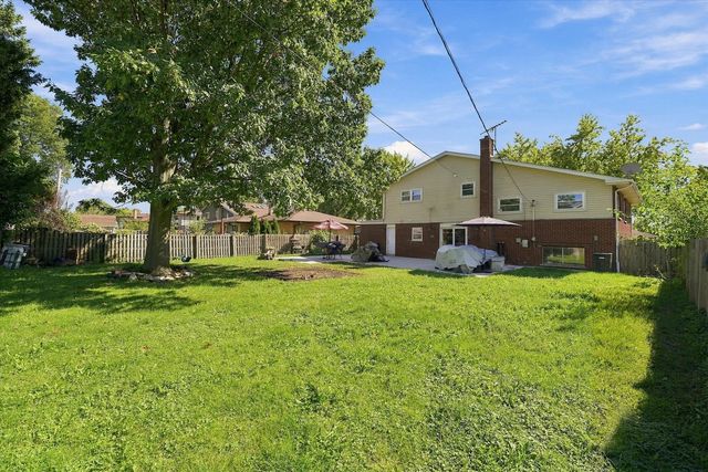 574 W Millers Road, Des Plaines, IL 60016