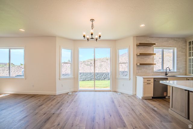 373 W AUTUMN DR, Saratoga Springs, UT 84045