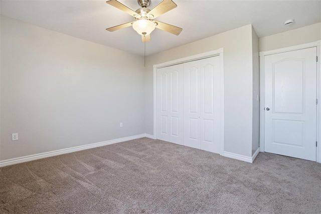 307 SE Camelot Dr, Lawton, OK 73501