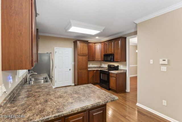 492 Glenshire Lane, Lenoir City, TN 37771