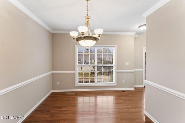 492 Glenshire Lane, Lenoir City, TN 37771