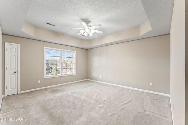 492 Glenshire Lane, Lenoir City, TN 37771