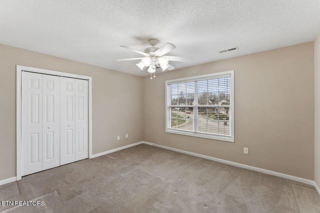 492 Glenshire Lane, Lenoir City, TN 37771