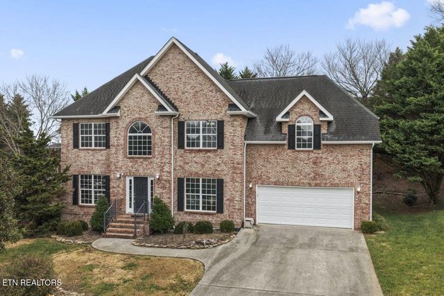 492 Glenshire Lane, Lenoir City, TN 37771