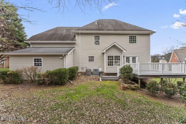 492 Glenshire Lane, Lenoir City, TN 37771