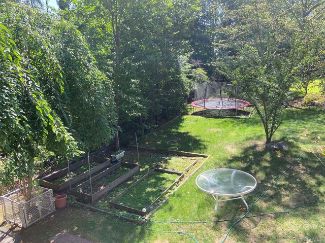 2 Livingston Road, Scarsdale, NY 10583