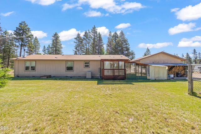 52555 Railroad Street, La Pine, OR 97739