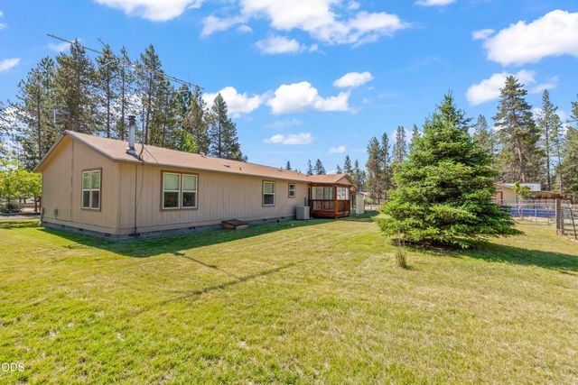 52555 Railroad Street, La Pine, OR 97739