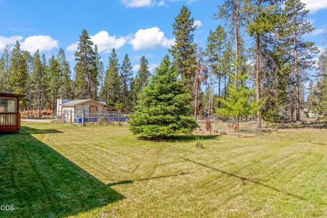 52555 Railroad Street, La Pine, OR 97739