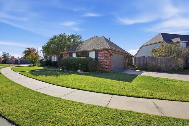 20586 E 47th Street, Broken Arrow, OK 74014