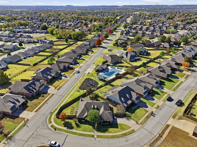 20586 E 47th Street, Broken Arrow, OK 74014