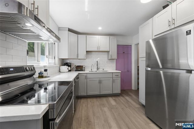 9 Smith Street, Closter, NJ 07624