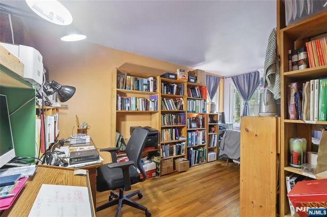 9 Smith Street, Closter, NJ 07624