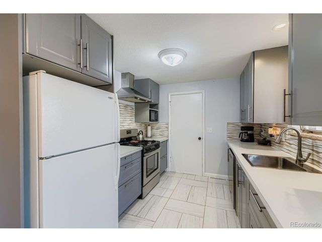 1551 Atwood St, Longmont, CO 80501