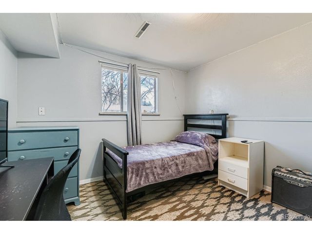 1551 Atwood St, Longmont, CO 80501