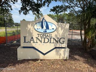 300 -332 Gateway Condos Drive 332, Holly Ridge, NC 28445