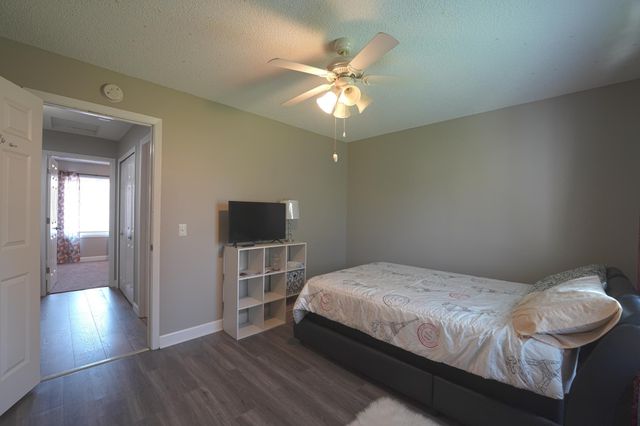 2829 67th Lane N, Brooklyn Center, MN 55430