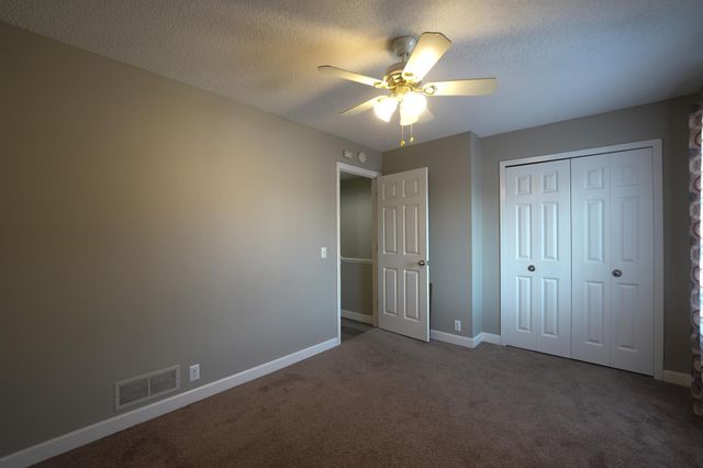 2829 67th Lane N, Brooklyn Center, MN 55430