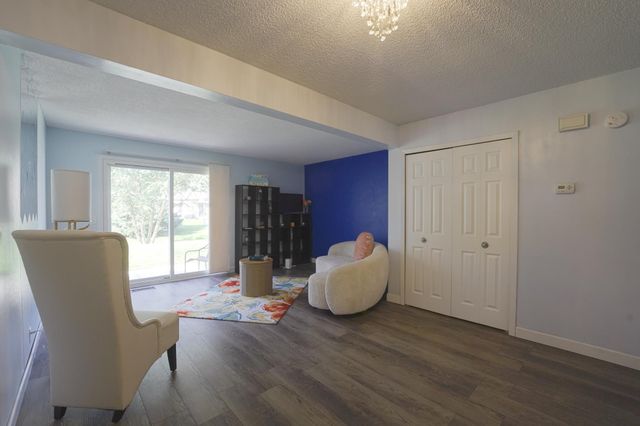 2829 67th Lane N, Brooklyn Center, MN 55430