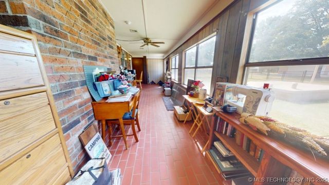 2064 Highway 77 Highway S, Davis, OK 73030