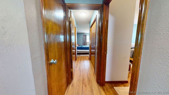 2064 Highway 77 Highway S, Davis, OK 73030