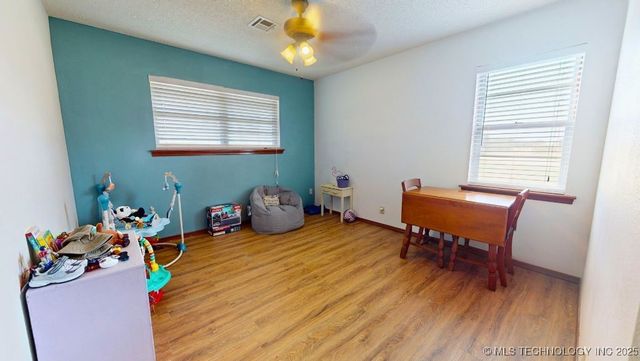 2064 Highway 77 Highway S, Davis, OK 73030