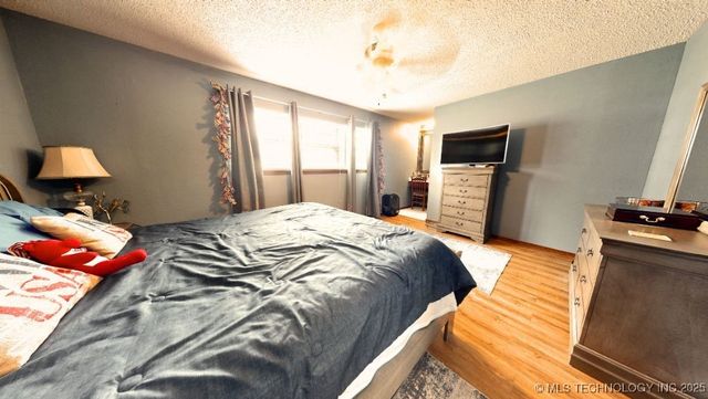 2064 Highway 77 Highway S, Davis, OK 73030