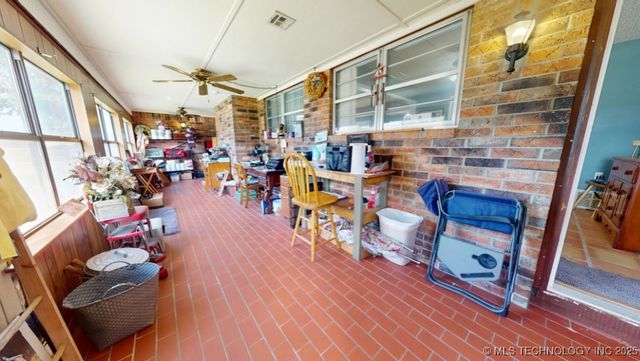 2064 Highway 77 Highway S, Davis, OK 73030