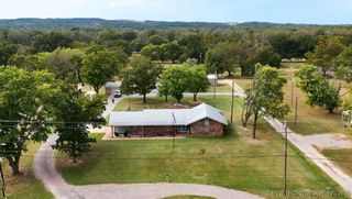 2064 Highway 77 Highway S, Davis, OK 73030