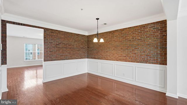 15360 KENSINGTON PARK DR, Woodbridge, VA 22191