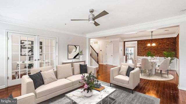 15360 KENSINGTON PARK DR, Woodbridge, VA 22191
