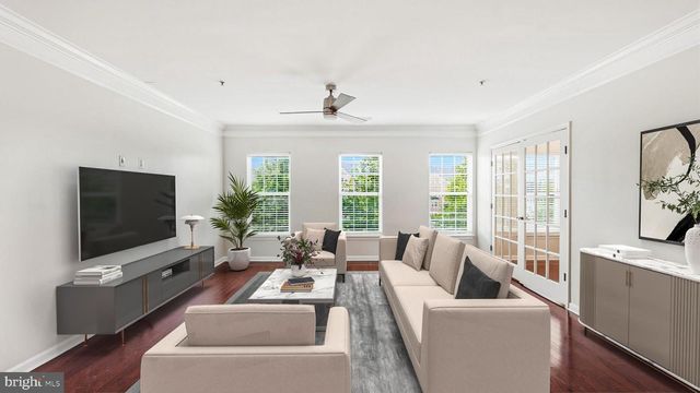 15360 KENSINGTON PARK DR, Woodbridge, VA 22191