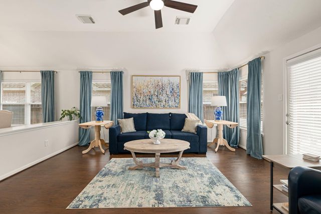 20707 Sapphire Lake Road, Richmond, TX 77407