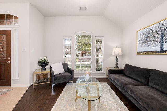 20707 Sapphire Lake Road, Richmond, TX 77407