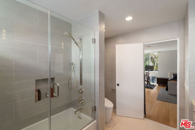 11925 Goshen Avenue 4, Los Angeles, CA 90049