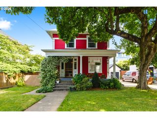 2003 Ne HALSEY St, Portland, OR 97232