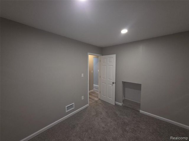 6744 Brimson Street, Hamtramck, MI 48212