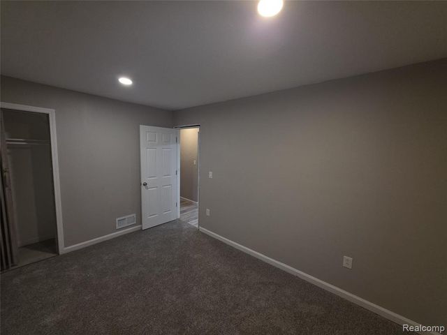 6744 Brimson Street, Hamtramck, MI 48212