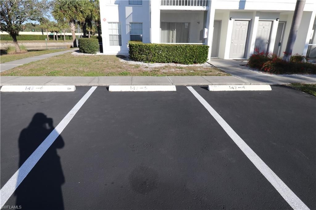 142 Santa Clara DR 5, NAPLES, FL 34104 — photo 5