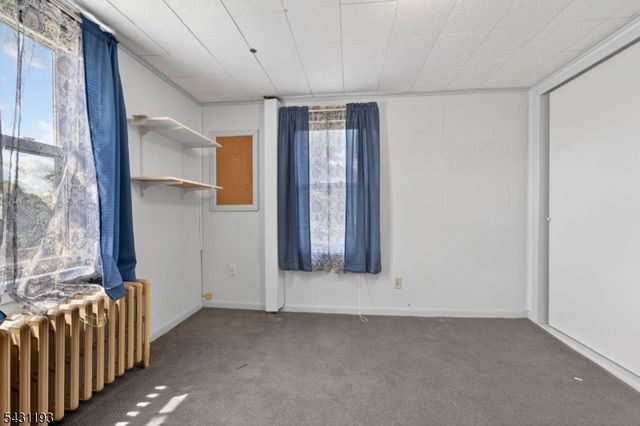 319 Center St 2, Phillipsburg Town, NJ 08865