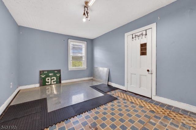 319 Center St 2, Phillipsburg Town, NJ 08865
